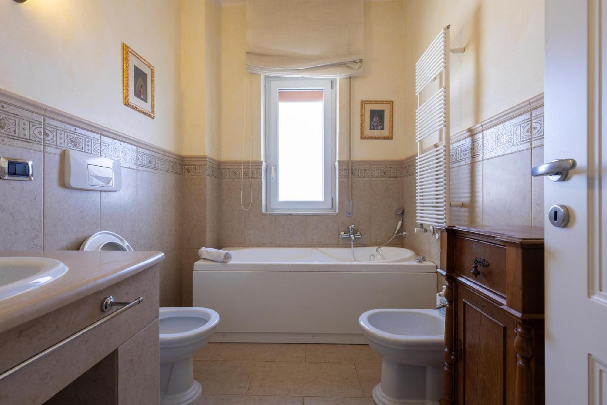 Residenza Minozzi Con 2 Camere E 2 Bagni E Vista Sassi Matera Esterno foto