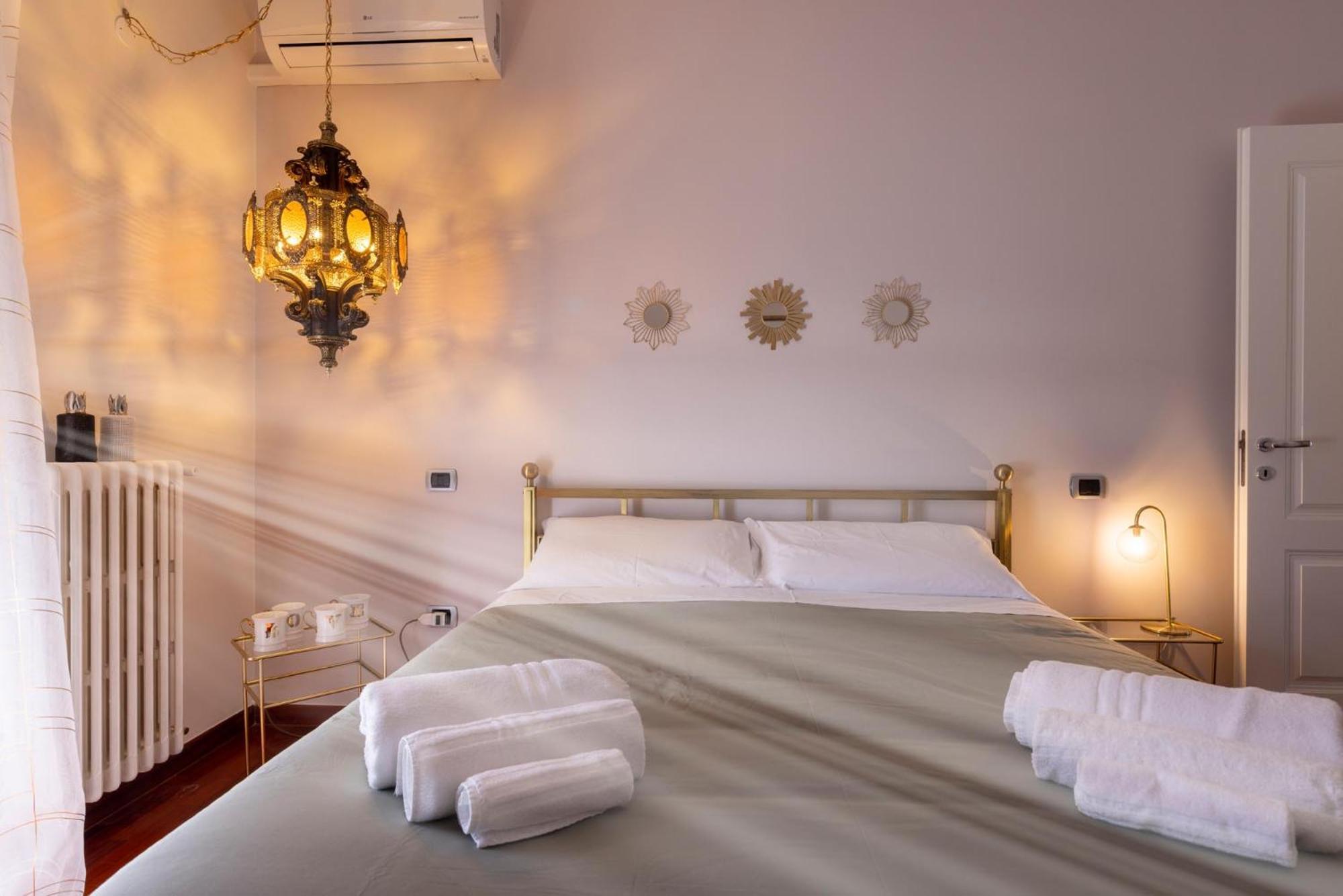 Residenza Minozzi Con 2 Camere E 2 Bagni E Vista Sassi Matera Esterno foto